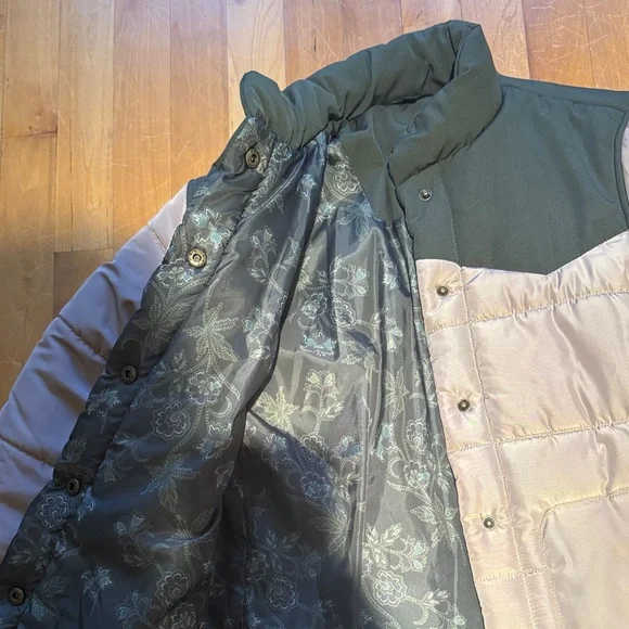 Stoic women’s Puffer Coat - NWOT - Picture 8 of 9